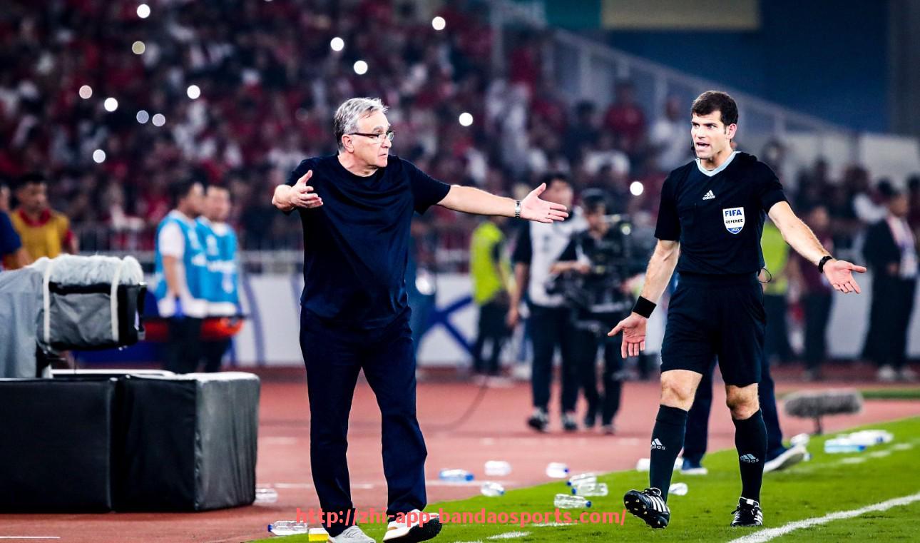 半岛体育app-法甲经典比赛场面盘点：那些令人热血沸腾的逆转与绝杀